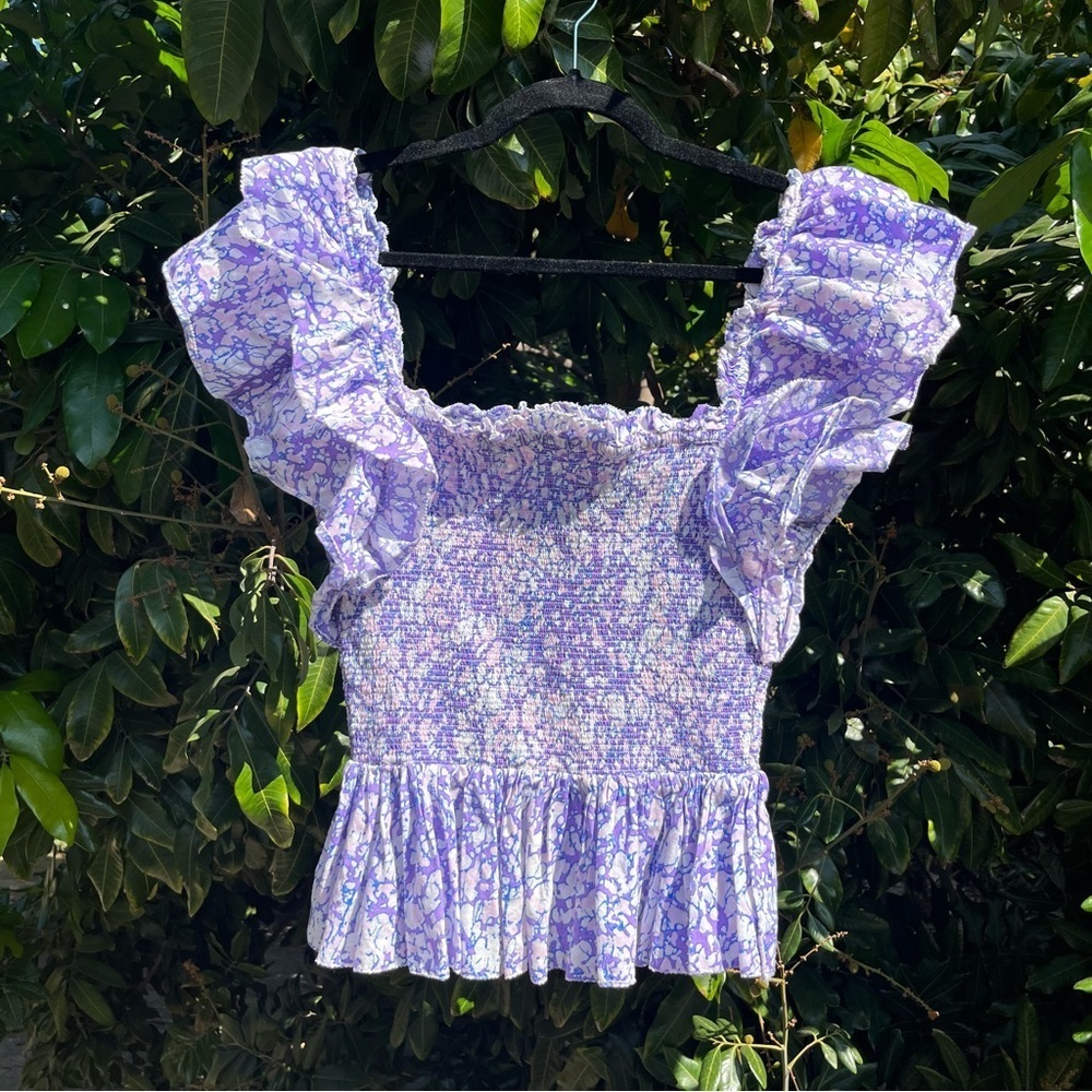 LOVE THE LABEL purple white floral smocked bodice ruffle sleeveless crop blouse